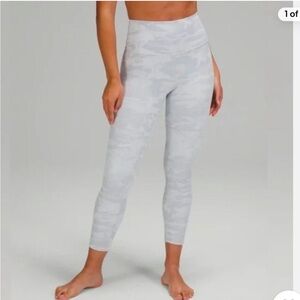 Lululemon white camo wunder under leggings